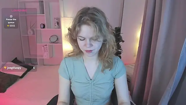 ElizabethVane online show from 25, 4, 2026