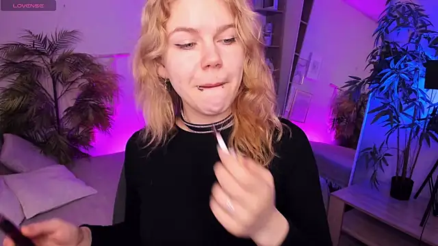ElizabethVane online show from 17, 5, 2026