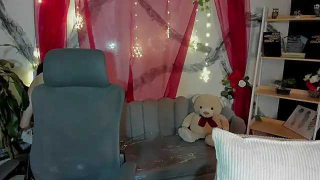 Snapshot of AlaskaFlowerss1_ chatting on 21, 5, 2026 AlaskaFlowerss1 online show from 21, 5, 2026