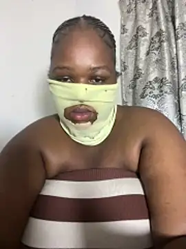 NaughtyGirl0000 online show from 19, 6, 2026