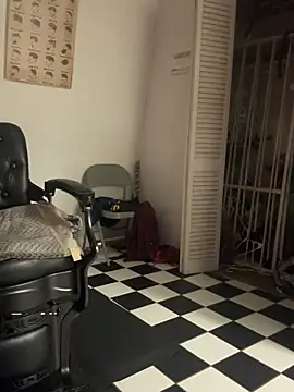 TSROYALE7527 online show from 28, 3, 2026