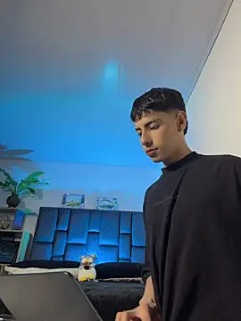 SebastianReed  online show from 18, 5, 2026