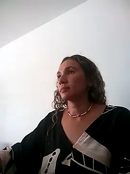 adairamars online show from 30, 6, 2026