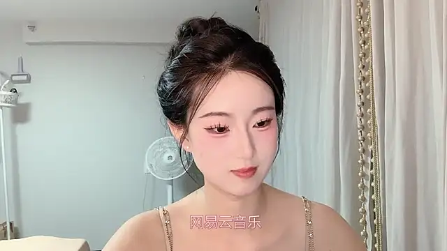 1X-yiyi online show from 11, 5, 2026