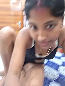 Pari lovers online show from 17, 4, 2026