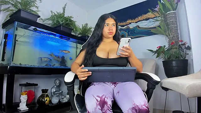 lia lovelly01 online show from 13, 6, 2026