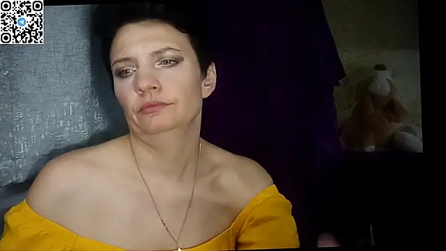 HotMamaQueen234 online show from 15, 6, 2026