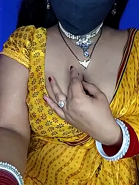 Snapshot of Miss_roohi chatting on 18, 7, 2026 Miss roohi online show from 18, 7, 2026