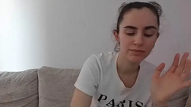 Snapshot of starlight_mo chatting on 28, 3, 2026 starlight mo online show from 28, 3, 2026