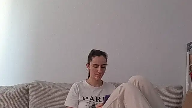 Snapshot of starlight_mo chatting on 29, 3, 2026 starlight mo online show from 29, 3, 2026