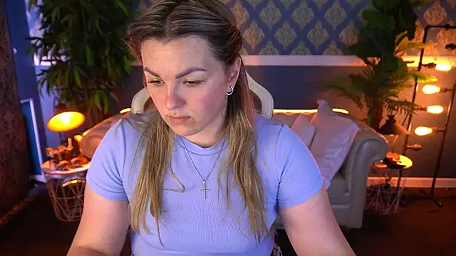 Snapshot of AlissyaGrayy chatting on 23, 6, 2026 AlissyaGrayy online show from 23, 6, 2026