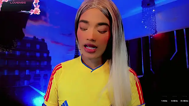 Paola Delfino online show from 24, 6, 2026
