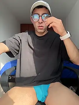 LeonBlazze online show from 12, 4, 2026