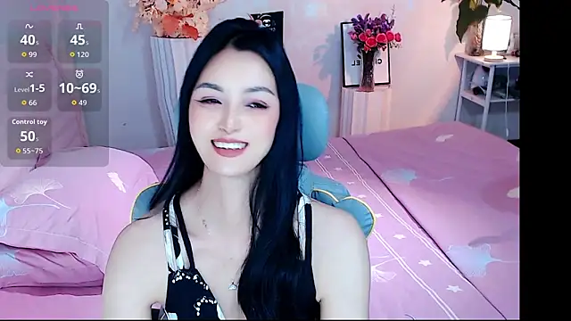 Evelyn-007 online show from 23, 4, 2026
