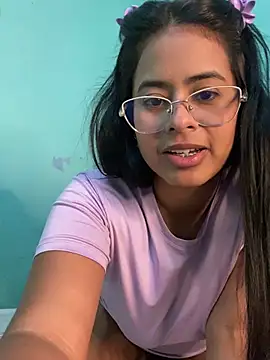 lucirganaxxx online show from 5, 7, 2026