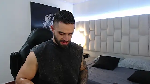 Snapshot of tony_goldstein chatting on 2, 7, 2026 tony goldstein online show from 2, 7, 2026