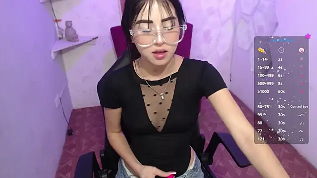 Snapshot of Melodi_velasquez chatting on 30, 5, 2026 Melodi velasquez online show from 30, 5, 2026