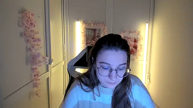 Mia kristal online show from 1, 5, 2026