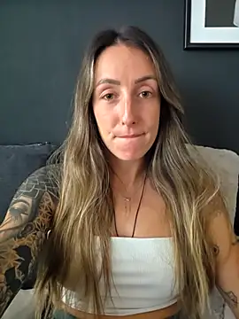 Snapshot of NicoleKaiser chatting on 20, 4, 2026 NicoleKaiser online show from 20, 4, 2026