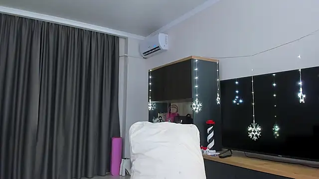 Snapshot of asian_loverpop chatting on 12, 7, 2026 asian loverpop online show from 12, 7, 2026
