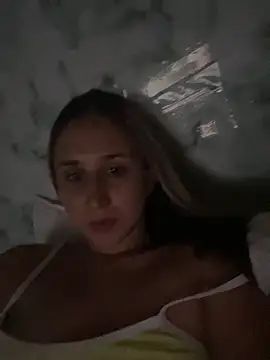 VictoriaWhitmore online show from 6, 4, 2026