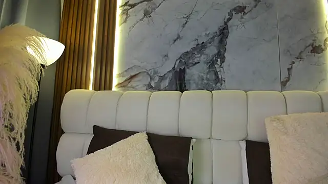 Snapshot of melanieklaus2 chatting on 10, 6, 2026 melanieklaus2 online show from 10, 6, 2026