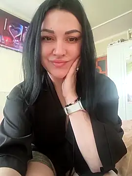 Snapshot of Elsie-Nora chatting on 28, 4, 2026 Elsie-Nora online show from 28, 4, 2026