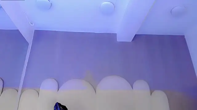 samantha bliss24 online show from 13, 4, 2026