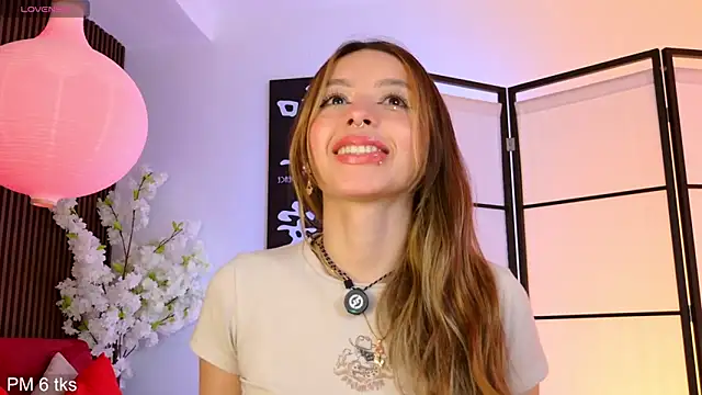 Elysia carter online show from 17, 4, 2026