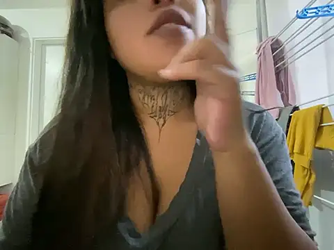 Snapshot of juel1sa chatting on 10, 7, 2026 juel1sa online show from 10, 7, 2026