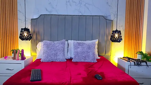 Snapshot of Kitty_Lugo chatting on 14, 4, 2026 Kitty Lugo online show from 14, 4, 2026