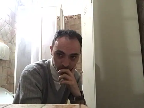 Snapshot of saber910 chatting on 9, 4, 2026 saber910 online show from 9, 4, 2026