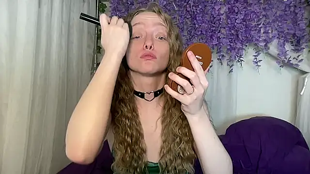 Snapshot of ElfGirlAna chatting on 24, 6, 2026 ElfGirlAna online show from 24, 6, 2026