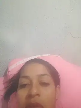 Snapshot of Beatriz2211 chatting on 27, 3, 2026 Beatriz2211 online show from 27, 3, 2026