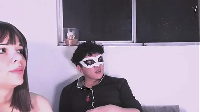 Tuxxxedo online show from 9, 4, 2026