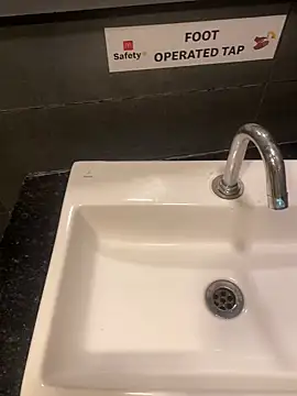 boy good12 online show from 3, 4, 2026