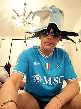 Snapshot of FINCHELABARCAVA chatting on 10, 4, 2026 FINCHELABARCAVA online show from 10, 4, 2026