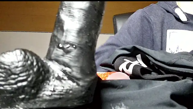 Snapshot of leggingshot1 chatting on 25, 3, 2026 leggingshot1 online show from 25, 3, 2026