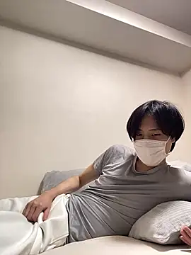 Snapshot of youta200 chatting on 4, 4, 2026 youta200 online show from 4, 4, 2026