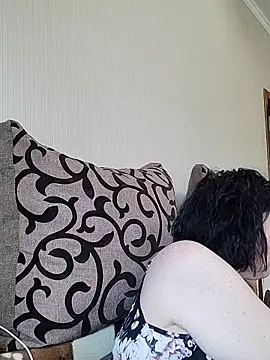 Snapshot of HelgaDennis chatting on 11, 5, 2026 HelgaDennis online show from 11, 5, 2026