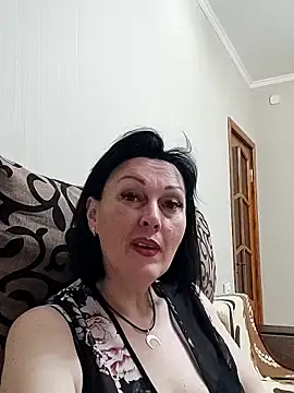 Snapshot of HelgaDennis chatting on 18, 5, 2026 HelgaDennis online show from 18, 5, 2026