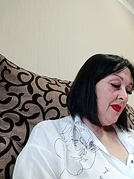 Snapshot of HelgaDennis chatting on 15, 6, 2026 HelgaDennis online show from 15, 6, 2026