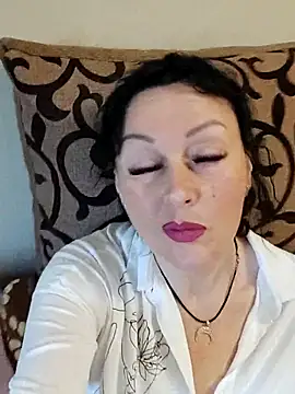 Snapshot of HelgaDennis chatting on 21, 6, 2026 HelgaDennis online show from 21, 6, 2026