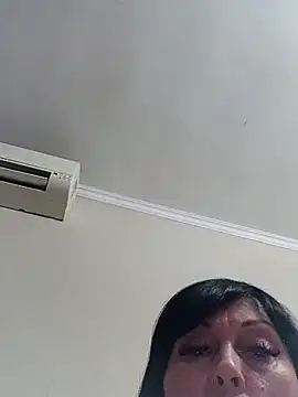 Snapshot of HelgaDennis chatting on 2, 7, 2026 HelgaDennis online show from 2, 7, 2026