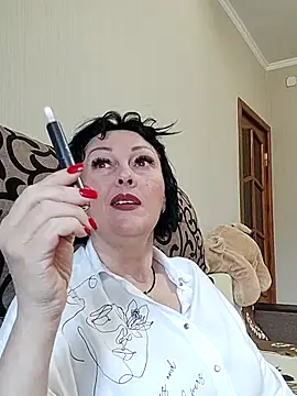 Snapshot of HelgaDennis chatting on 23, 7, 2026 HelgaDennis online show from 23, 7, 2026