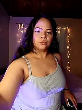 Snapshot of ROUSSE_SINCLAIR chatting on 28, 4, 2026 ROUSSE SINCLAIR online show from 28, 4, 2026