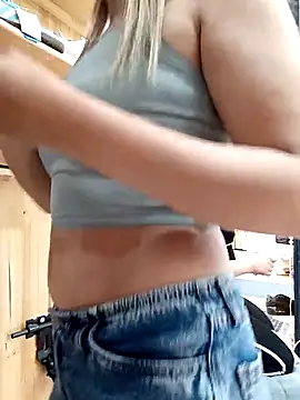 alanna6950 online show from 10, 4, 2026