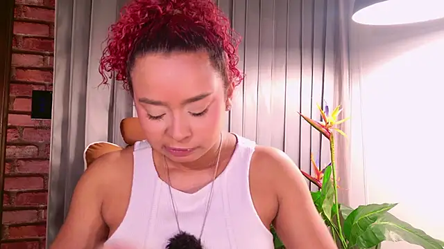 lara curly online show from 7, 8, 2026