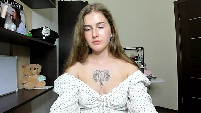 OhMyAlice online show from 2, 7, 2026