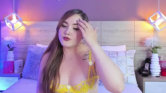 ElenaGilbertAdams online show from 4, 5, 2026
